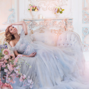 Top Maternity Style Trends Worn by Celebrities